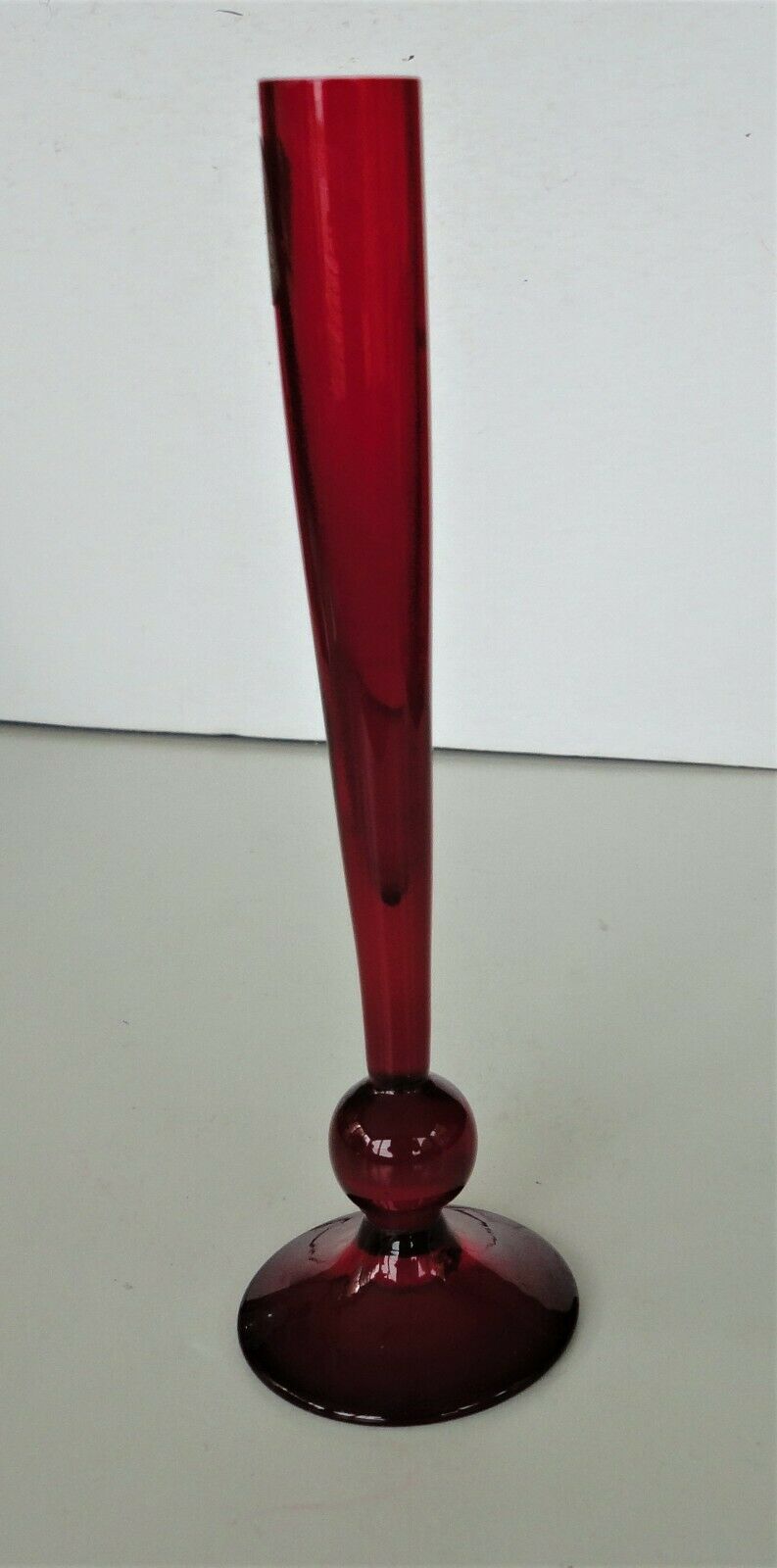 Vtg Midcentury Modern Whitefriars Label 9484 England 7" Red Ball Glass Bud Vase